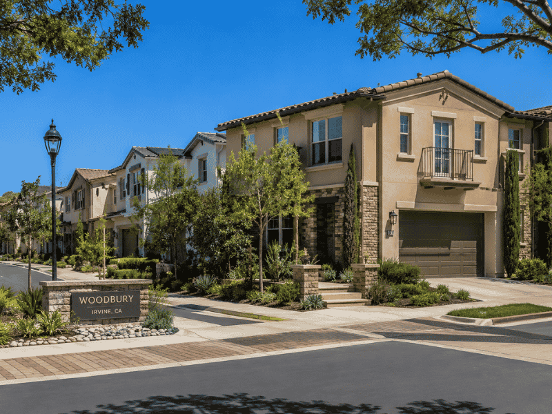 Woodbury neighborhood homes in Irvine CA